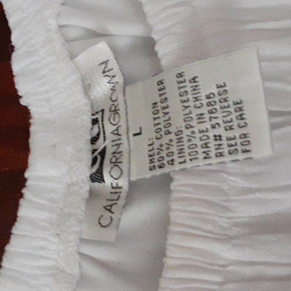 California Grown sz large off shoulder white beach dress lace bottom NWOT - Picture 3 of 4